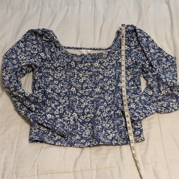 LC Lauren Conrad square neck with puffy sleeves sweatshirt type top size Medium - Picture 4 of 8